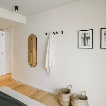 Figueira - 2 Bedrooms And Pool In Areeiro Apartament Lizbona