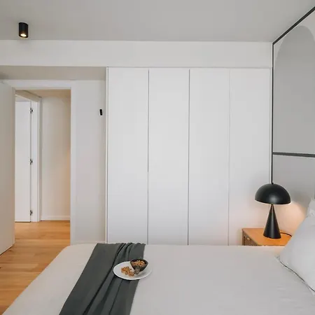 Figueira - 2 Bedrooms And Pool In Areeiro