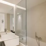 Figueira - 2 Bedrooms And Pool In Areeiro 아파트 리스본