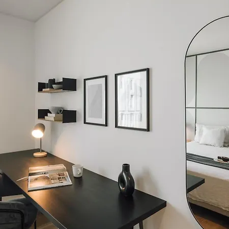 Апартаменты Figueira - 2 Bedrooms And Pool In Areeiro Лиссабон